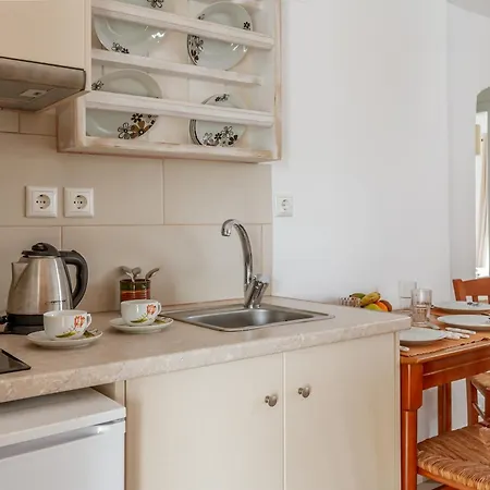 Apartman Cyclades 2 *