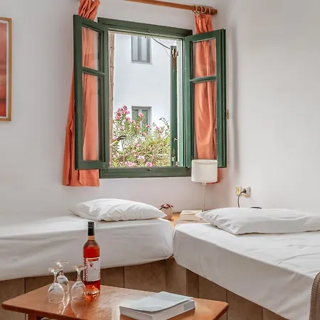 Apartment Cyclades 2 *