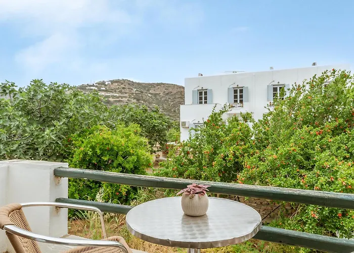 Cyclades 2 * Platis Gialos (Sifnos)